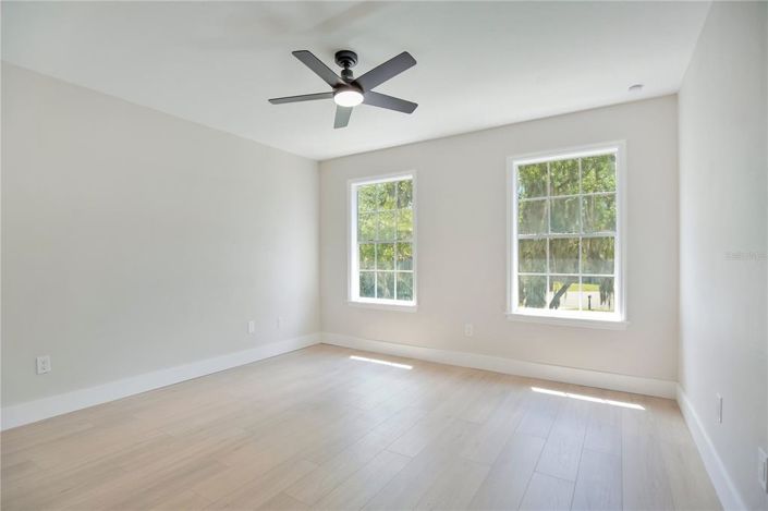 Image No.16-4 Bed House for sale