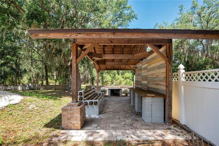 Image No.25-4 Bed House for sale