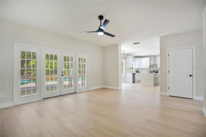 Image No.4-4 Bed House for sale