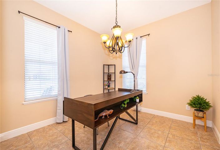 Image No.9-4 Bed House for sale