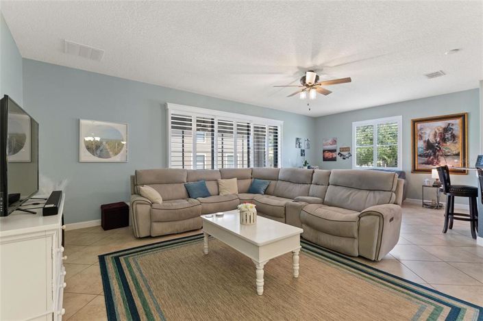 Image No.10-2 Bed House for sale