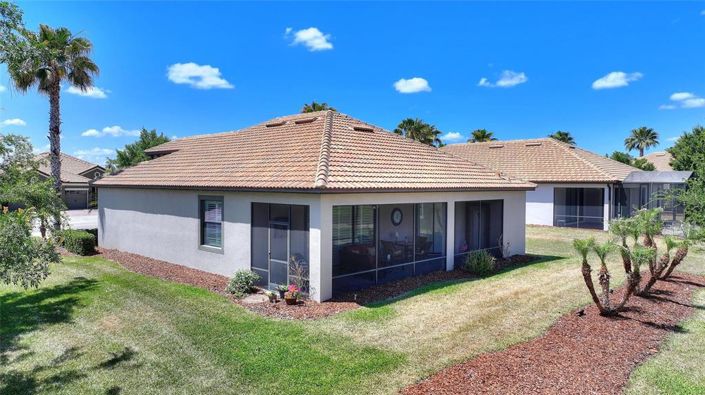 Image No.35-2 Bed House for sale