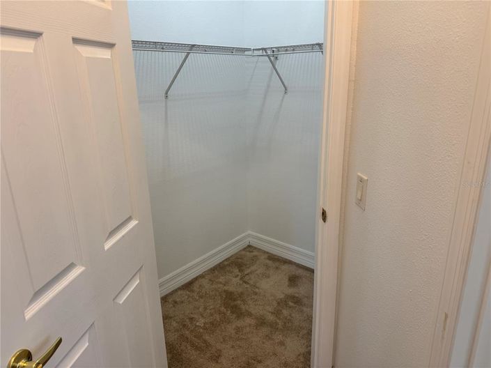 Image No.18-4 Bed House for sale