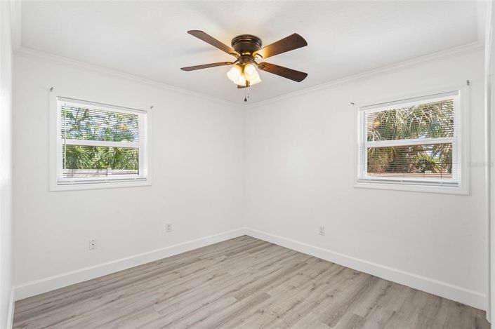 Image No.18-3 Bed House for sale