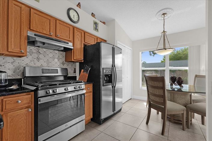 Image No.17-3 Bed House for sale