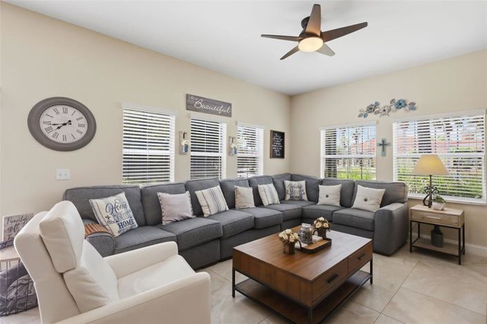 Image No.5-Maison de ville de 4 chambres à vendre à Saint John