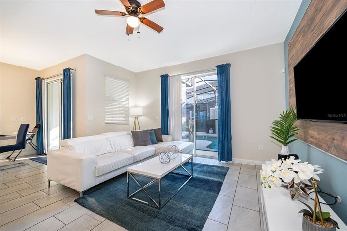 Image No.4-Maison de ville de 4 chambres à vendre à Saint John