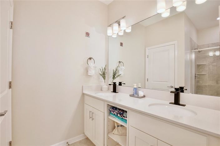 Image No.17-Appartement de 2 chambres à vendre à Saint John