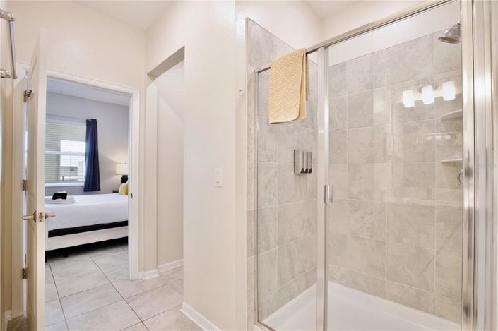 Image No.18-Appartement de 2 chambres à vendre à Saint John