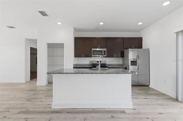 Image No.11-Maison de 4 chambres à vendre à Saint John