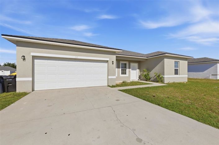 Image No.3-Maison de 4 chambres à vendre à Saint John