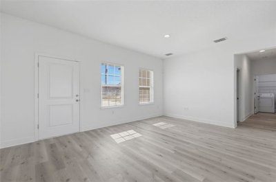 8d076785-335