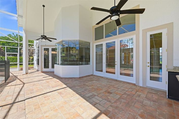 Image No.32-5 Bed House for sale