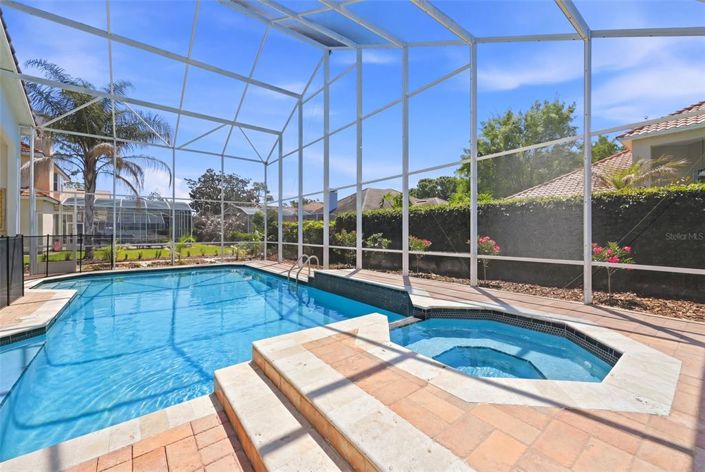 Image No.36-5 Bed House for sale