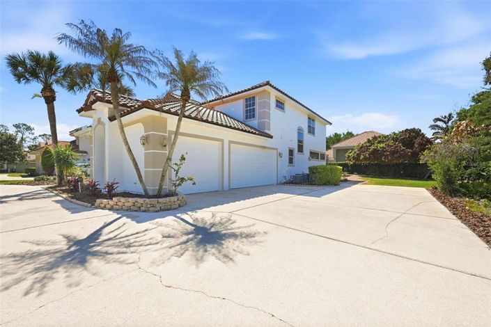 Image No.39-5 Bed House for sale