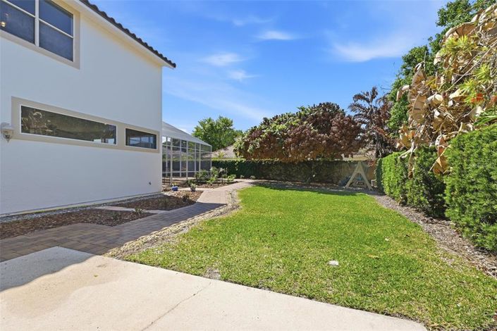 Image No.42-5 Bed House for sale