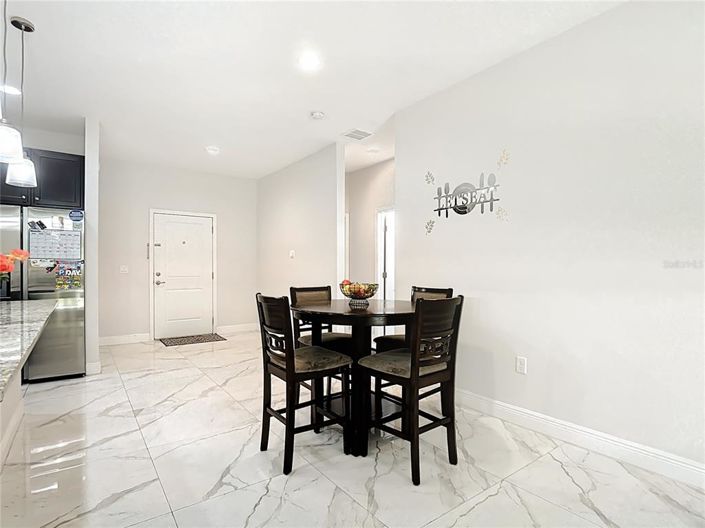 Image No.8-Maison de 4 chambres à vendre à Saint John