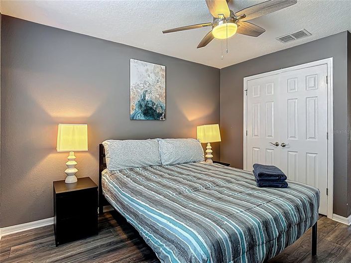 Image No.14-3 Bed Townhouse for sale