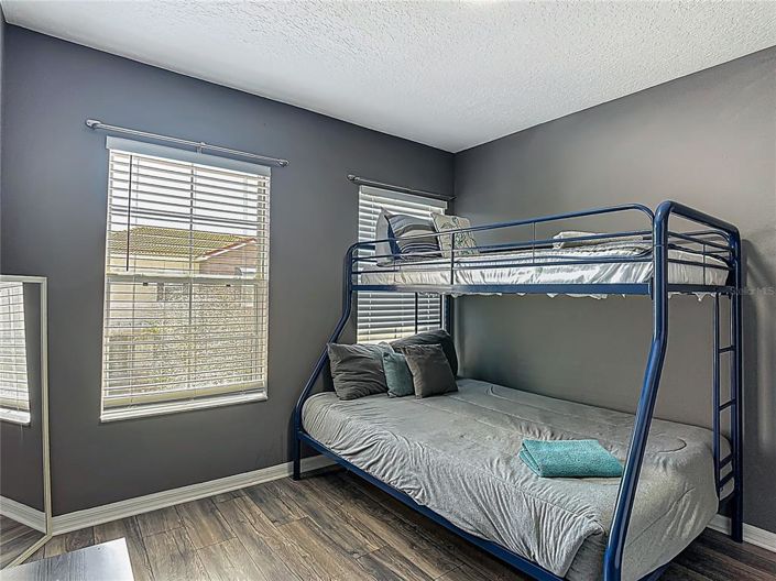 Image No.24-3 Bed Townhouse for sale