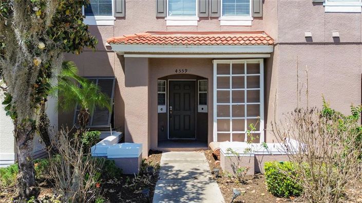 Image No.3-3 Bed Townhouse for sale