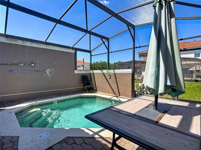 Image No.31-3 Bed Townhouse for sale