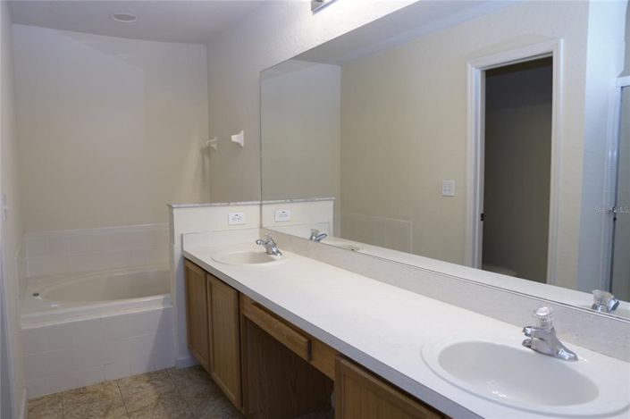 Image No.15-Maison de ville de 3 chambres à vendre à Saint John