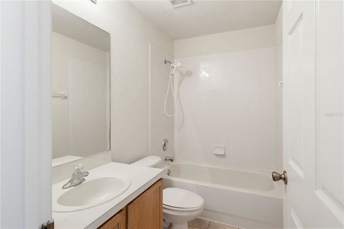 Image No.15-3 Bed Townhouse for sale