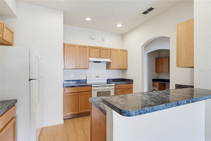 Image No.3-3 Bed Townhouse for sale