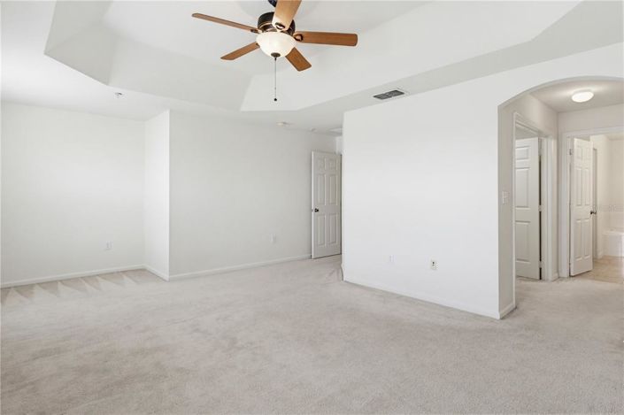 Image No.9-3 Bed Townhouse for sale