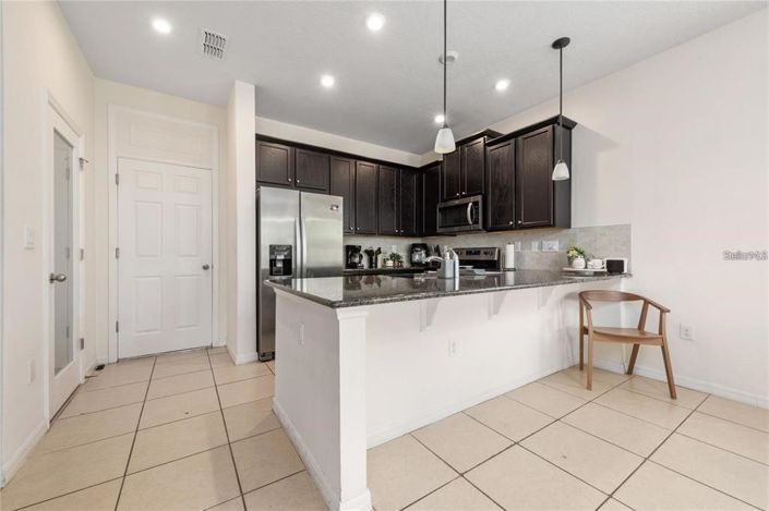 Image No.3-3 Bed Townhouse for sale