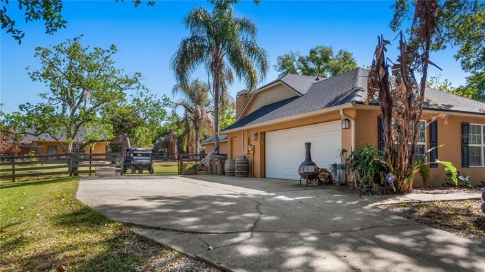 Image No.3-4 Bed House for sale
