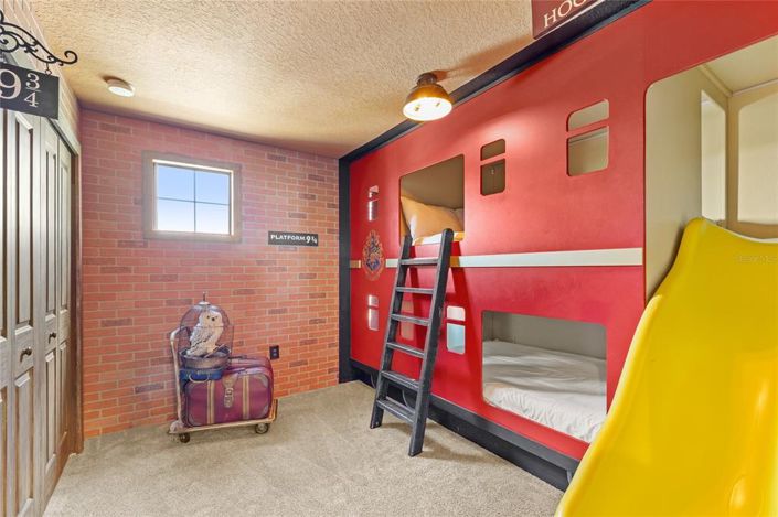 Image No.2-Maison de 5 chambres à vendre à Saint John