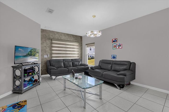 Image No.9-Maison de ville de 4 chambres à vendre à Saint John