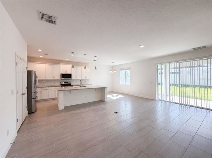 Image No.7-Maison de 4 chambres à vendre à Saint John