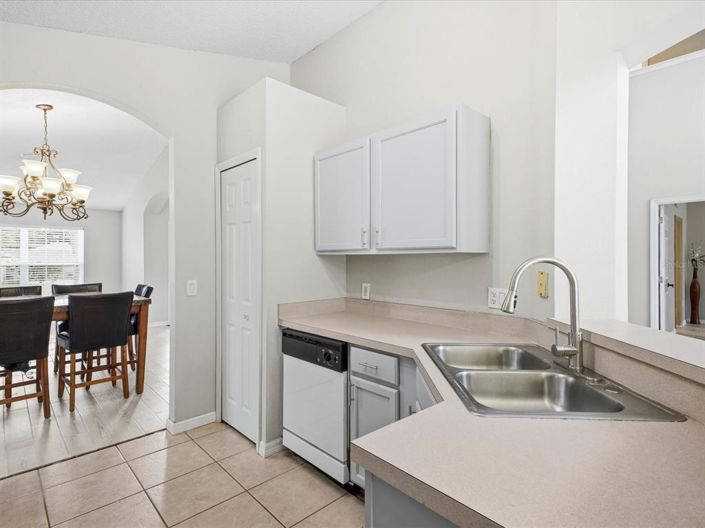 Image No.14-Maison de 4 chambres à vendre à Saint John