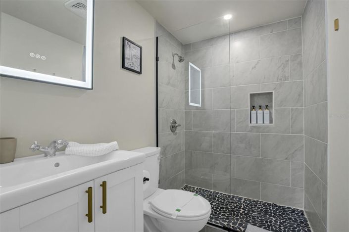 Image No.23-Appartement de 2 chambres à vendre à Saint John