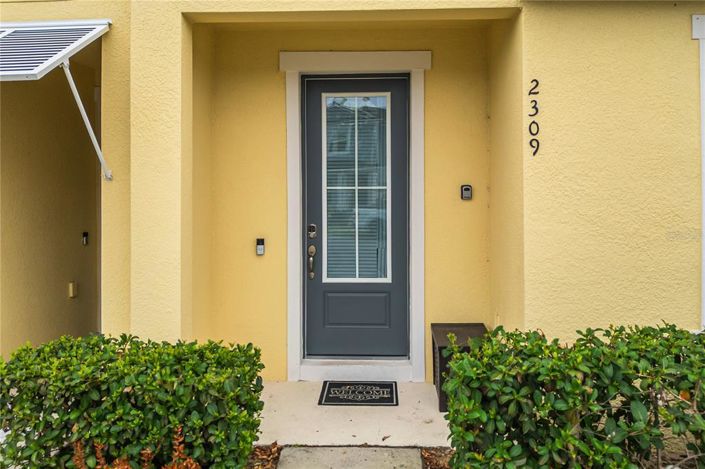 Image No.10-4 Bed Townhouse for sale