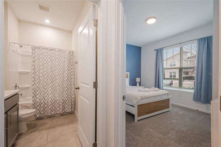 Image No.14-4 Bed Townhouse for sale