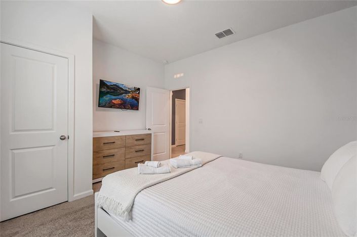 Image No.16-4 Bed Townhouse for sale