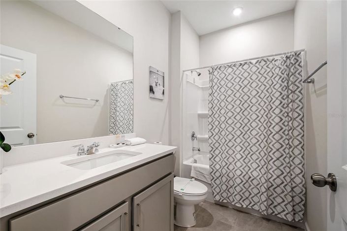 Image No.17-4 Bed Townhouse for sale