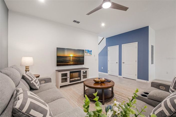 Image No.22-4 Bed Townhouse for sale