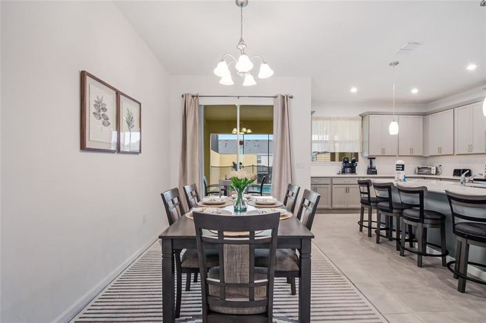 Image No.25-4 Bed Townhouse for sale