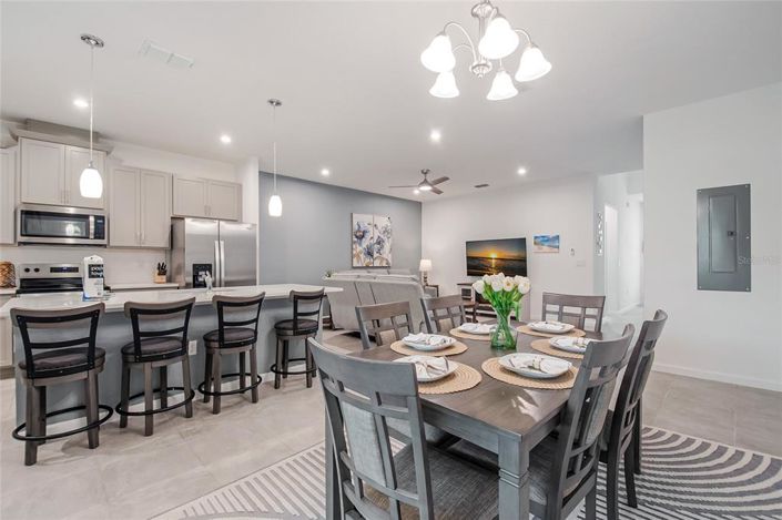 Image No.26-4 Bed Townhouse for sale