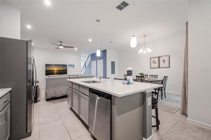 Image No.29-4 Bed Townhouse for sale