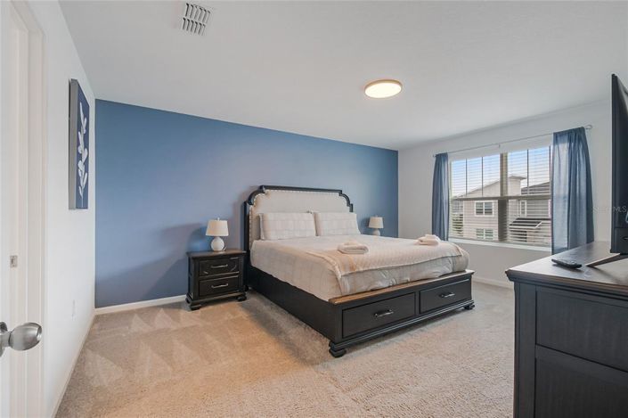 Image No.40-4 Bed Townhouse for sale