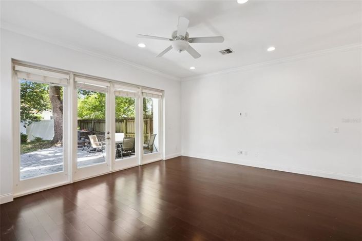 Image No.19-Maison de ville de 3 chambres à vendre à Saint John