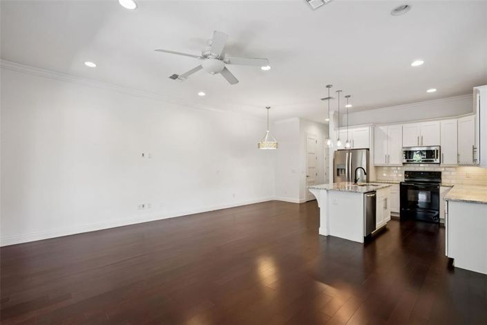 Image No.3-Maison de ville de 3 chambres à vendre à Saint John