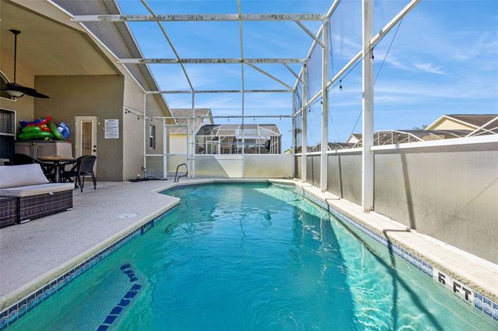 Image No.17-4 Bed House for sale