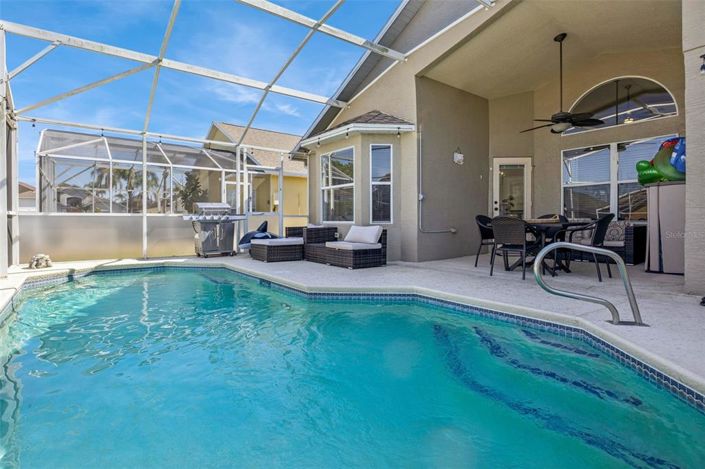 Image No.19-4 Bed House for sale