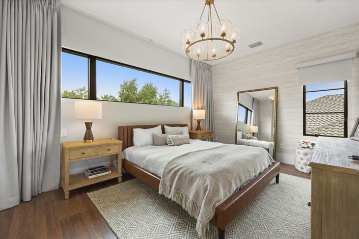 Image No.49-4 Bed House for sale